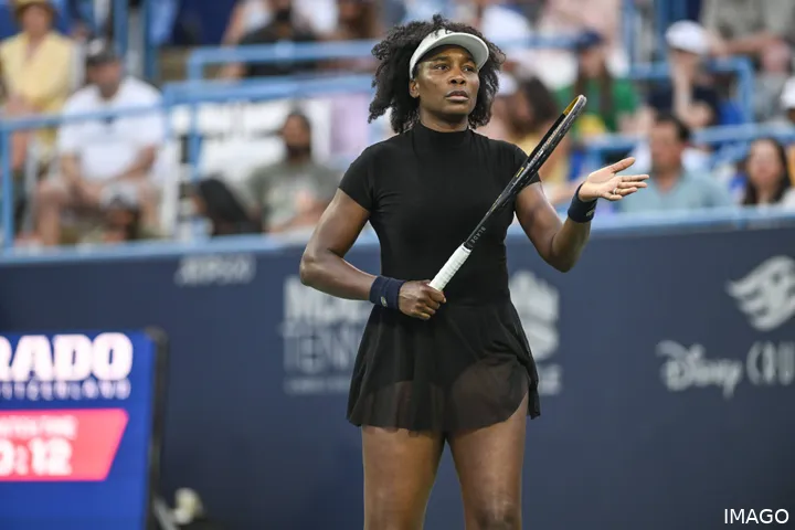 Dos veces campeona Venus Williams compitiendo en el US Open 2025