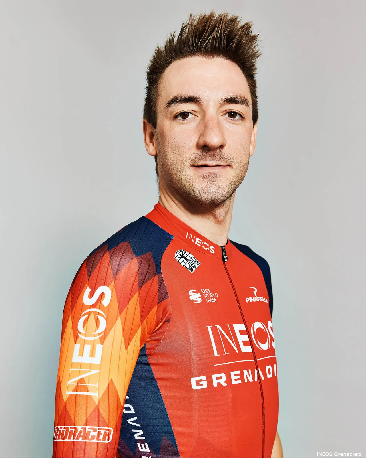 elia viviani medium