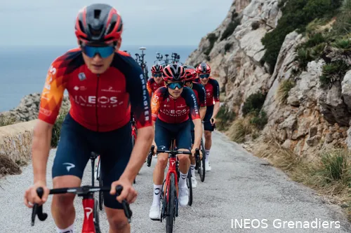 Op dit moment vertoeft Pidcock met zijn team INEOS Grenadiers in Spanje, om zich klaar te maken voor het wegseizoen.