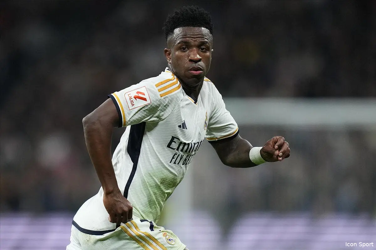 esp vinicius sacrifie mbappe fait perdre la tete au real icon ps 240121 148 370998