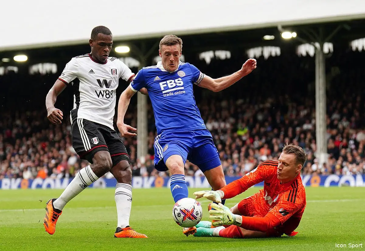 ang leicester fonce vers la zone rouge icon 72088241 360168