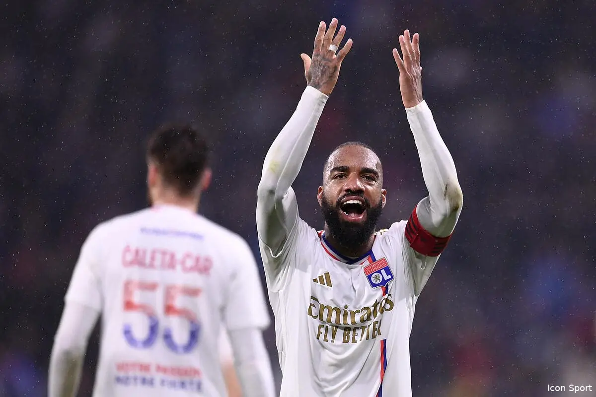 Après OL-Monaco, Lacazette fait tomber Juninho