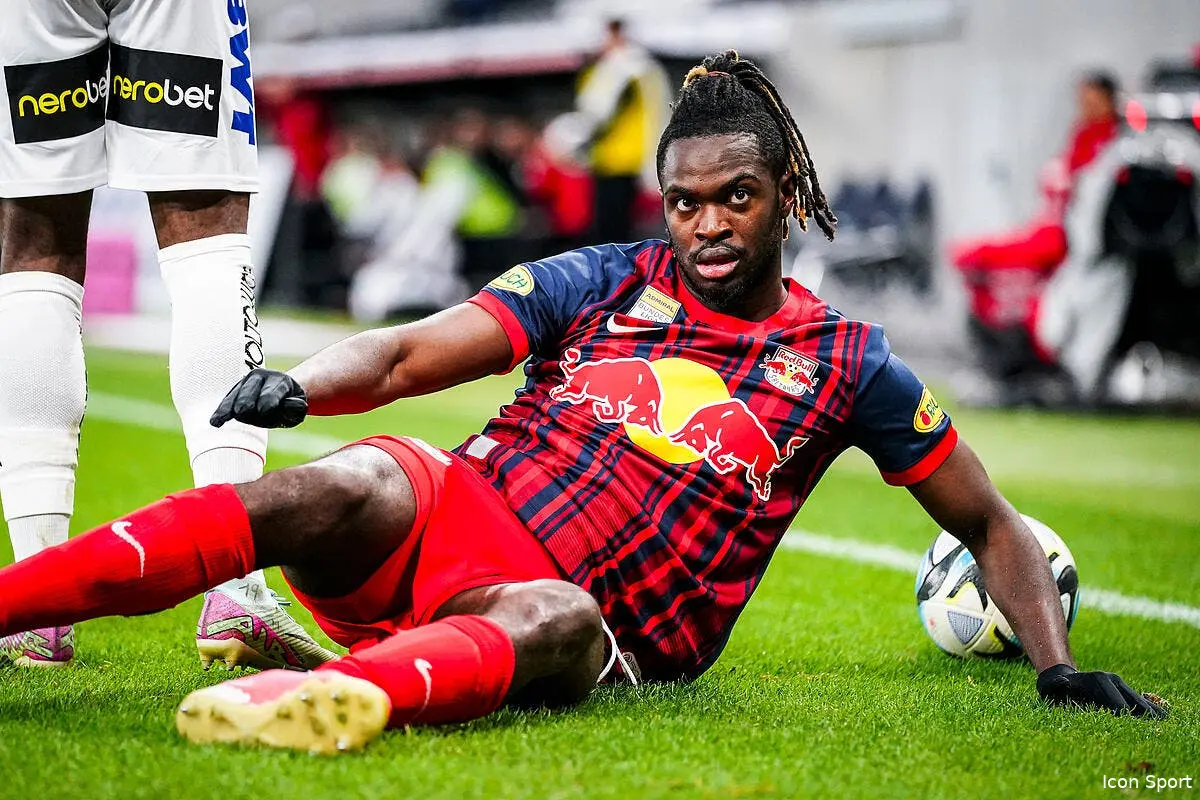 Boudé par l'OL, ce défenseur fait rêver le Bayern et l'Inter