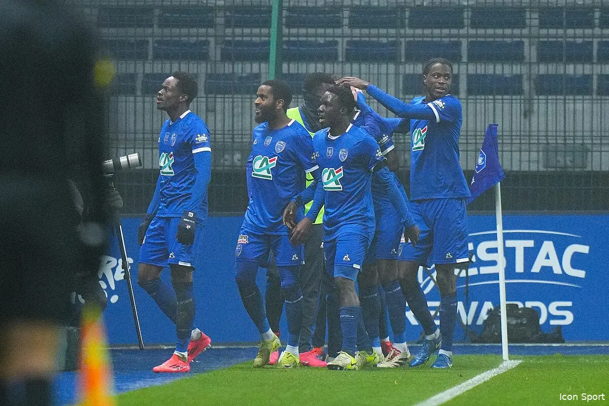 cdf brest ecarte nantes rennes piege a troyes iconsport 249481 0157 386856