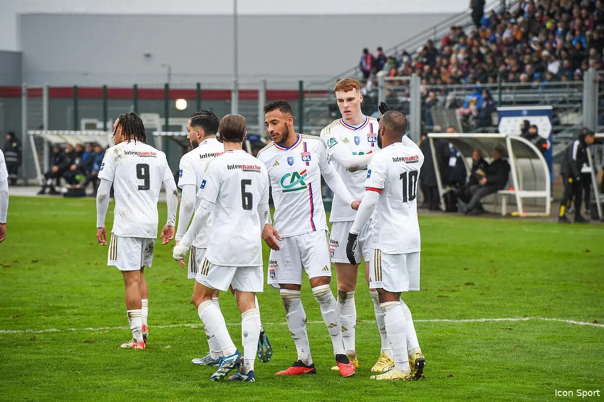 cdf l ol deroule contre pontarlier la serie continue icon vp2 9197 370223