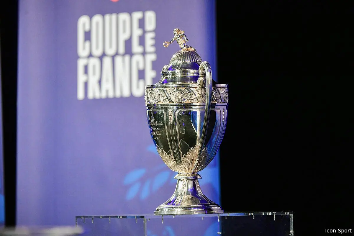 cdf rennes om seule grosse affiche des 16es icon dib 201118 61 16 370277