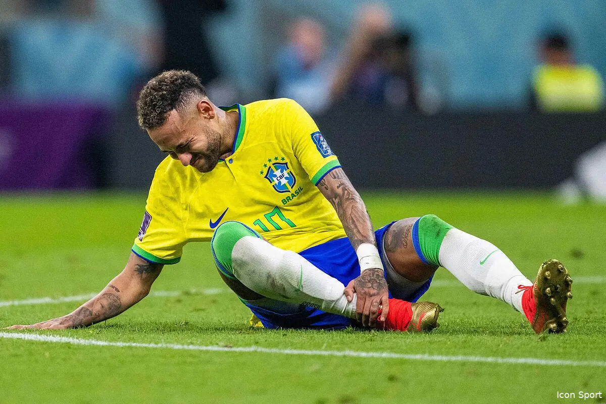 cdm tite regrette la gestion de neymar icon bb221124jm083 354027
