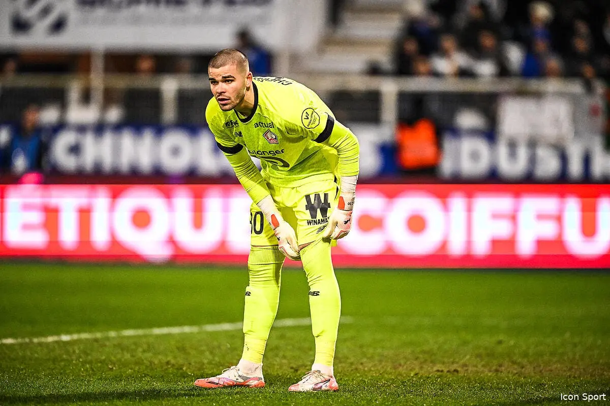 Ciao Donnarumma, le PSG fonce sur Lucas Chevalier