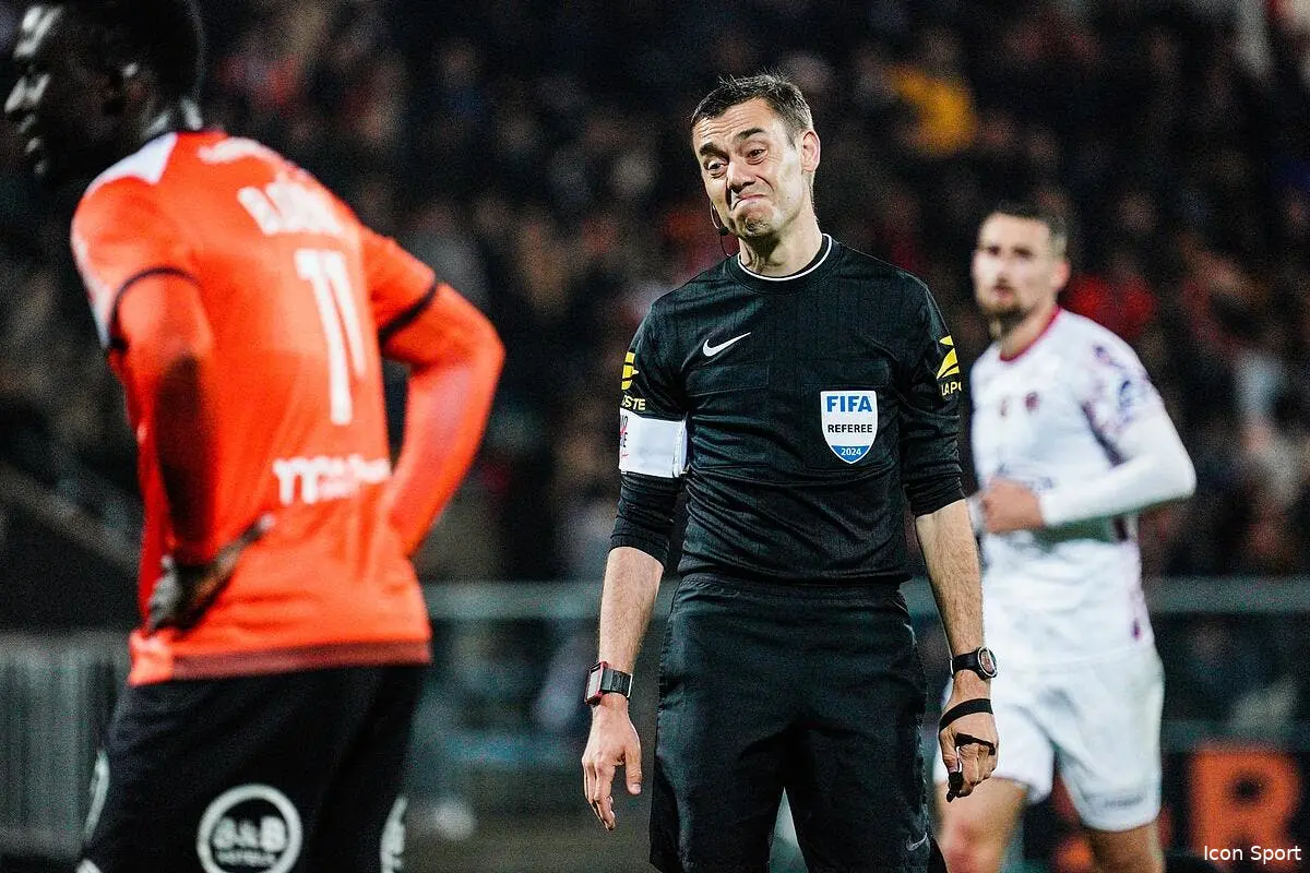 Classement des arbitres : Turpin et Frappart reculent