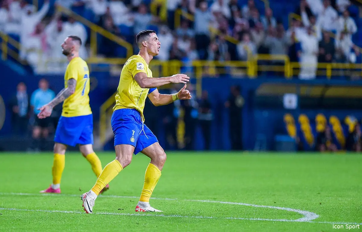 cristiano ronaldo decolle et approche les 900 buts iconsport 182807 0020 380161
