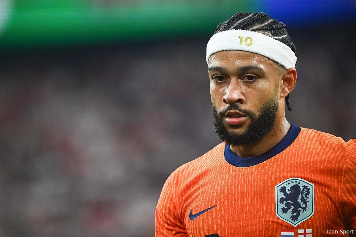 Depay au Brésil avec un salaire royal ?