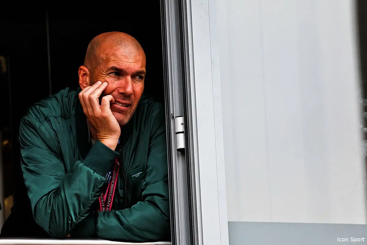 deschamps 2026 zidane s en fout un peu icon 6120497 hires 355545