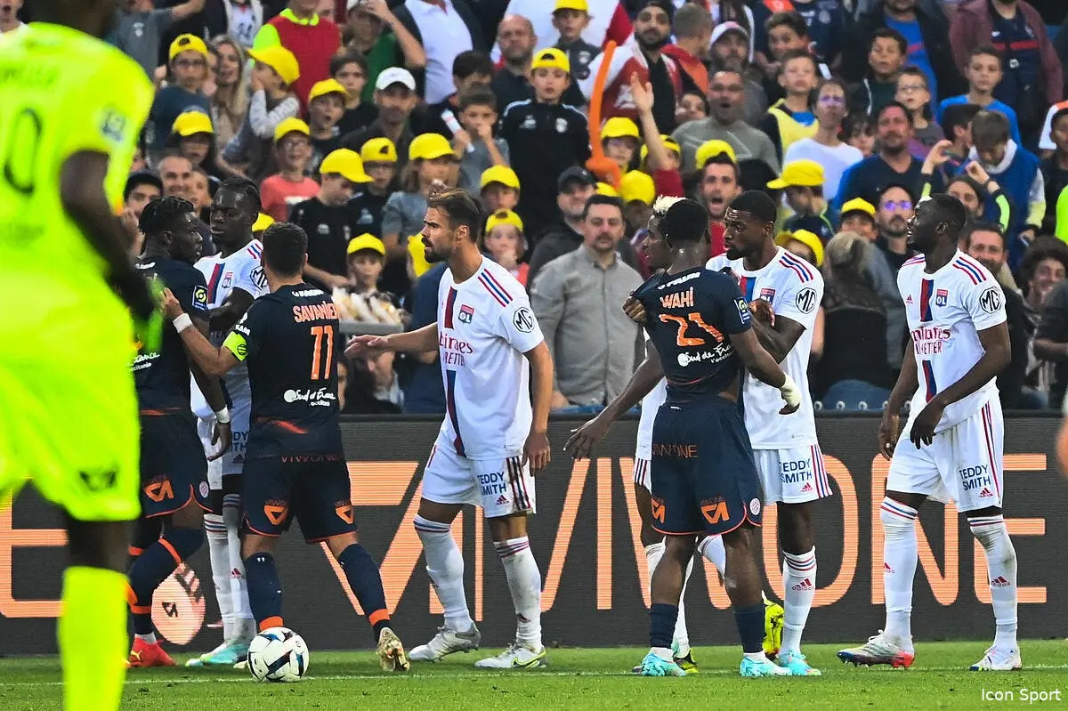 diomande exclu tout l ol fait front avec son defenseur icon dsc 7836 352674