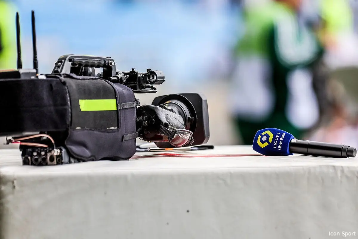 droits tv dazn en position de force preparez la cb icon fid 8274 370124