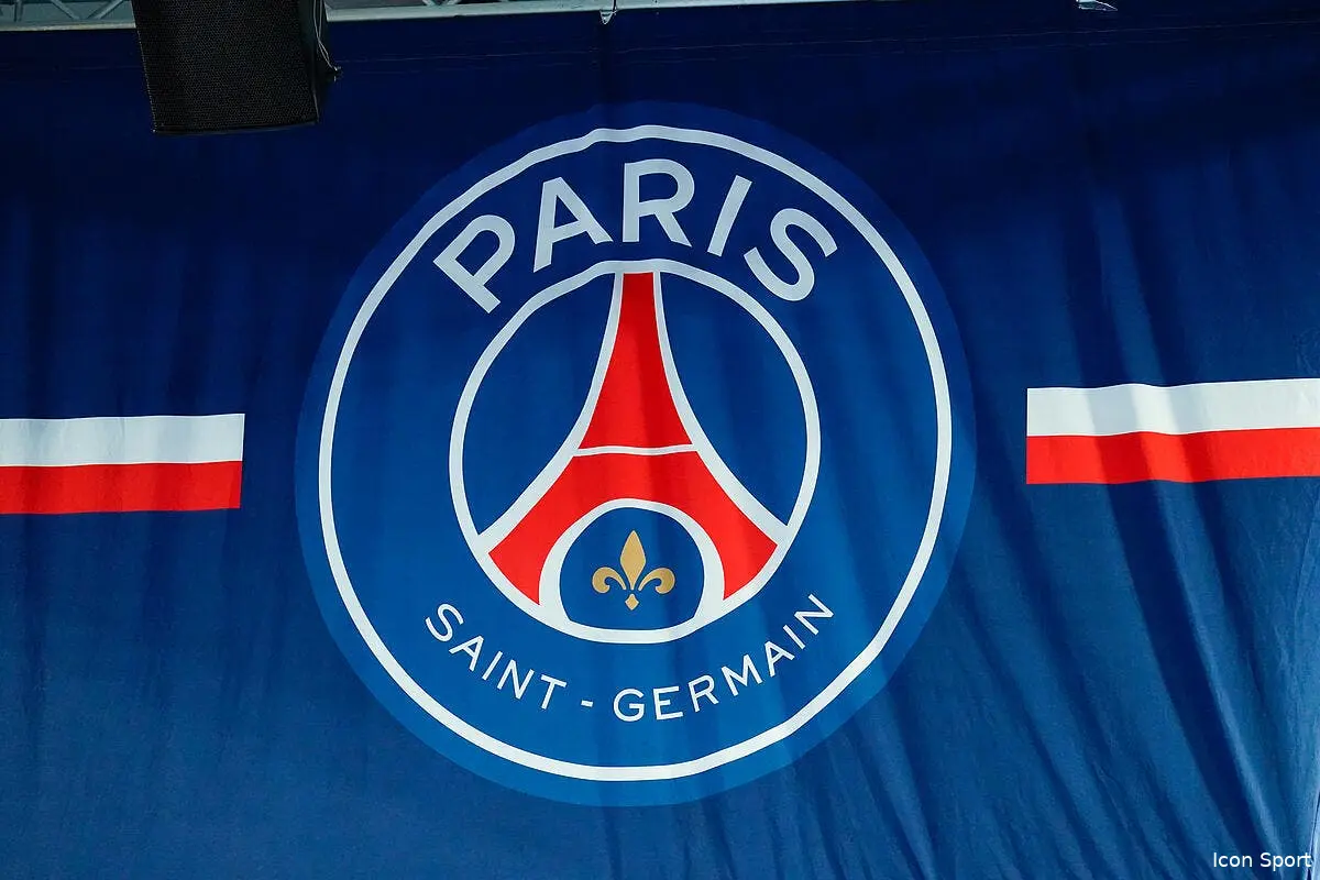 Du rose pour le maillot third du PSG, les images fuitent