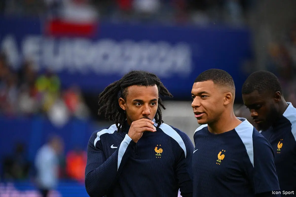EdF : Didier Deschamps enchaine les boulettes, Walid Acherchour lui donne la solution
