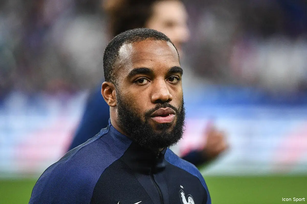 edf lacazette ne regrette pas son histoire avec les bleus icon dib 101017 10 116 359571