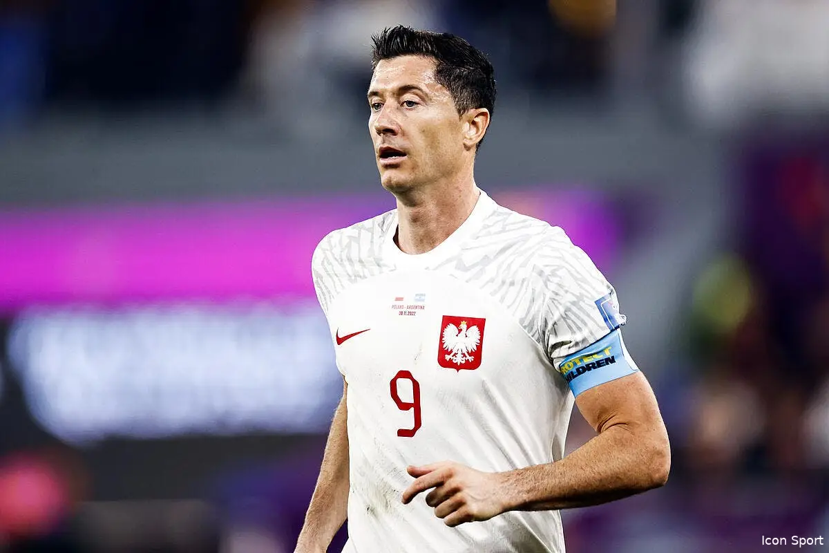 edf les bleus sont prevenus sur la menace lewandowski icon 458646233 354187