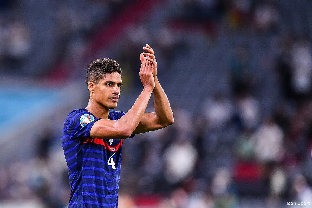 esp varane coince la faute a sergio ramos icon bap 150621 93 133 316909