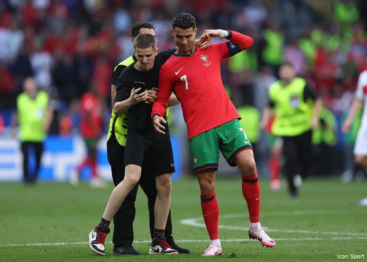 euro 2024 cristiano ronaldo harcele a dortmund iconsport 232865 0294 377525