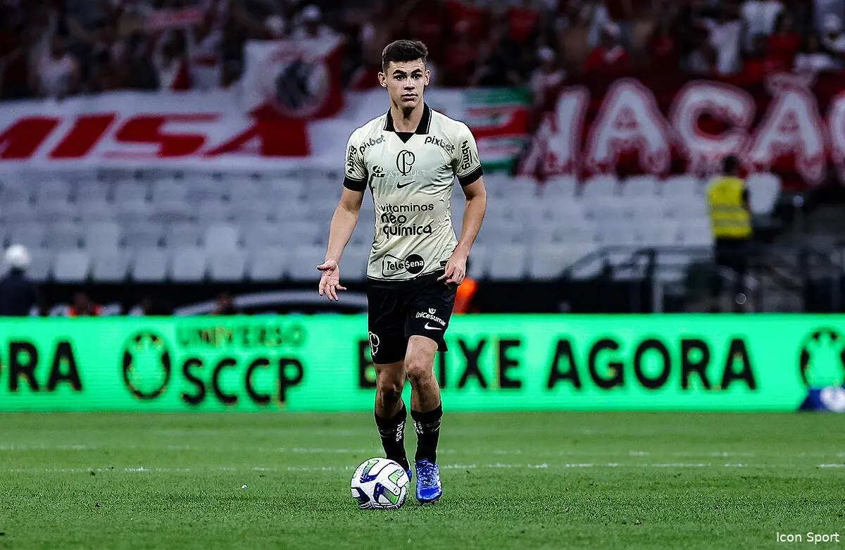 Gabriel Moscardo interdit de jouer, le PSG prend peur