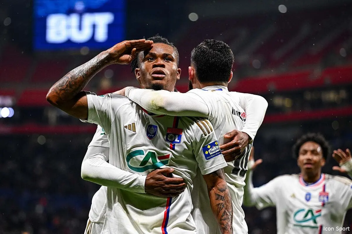 OL : Orban successeur de Lacazette, stress total à Lyon