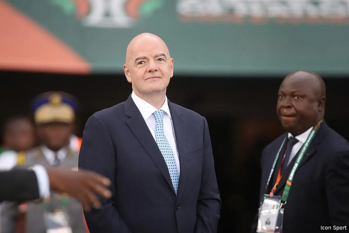 infantino reagit a l affaire maignan et propose une solution radicale icon 75052813 370846