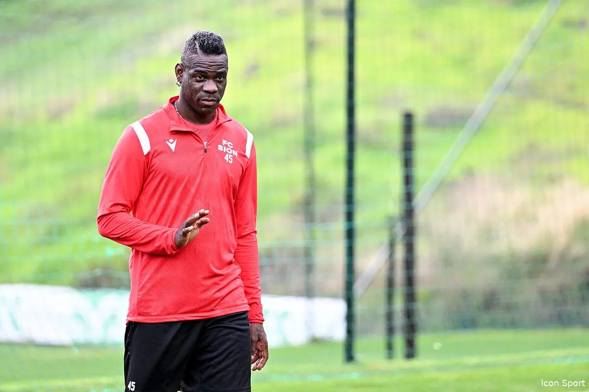 ita balotelli plante sa voiture et fait une grande annonce icon 062 vfbsio20230108 071 1 368344