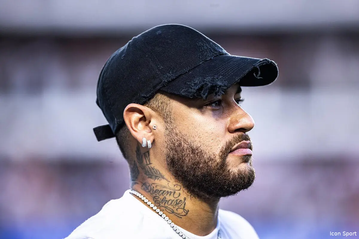 je le considere comme un boulet neymar se fait detruire iconsport 204881 0008 385397