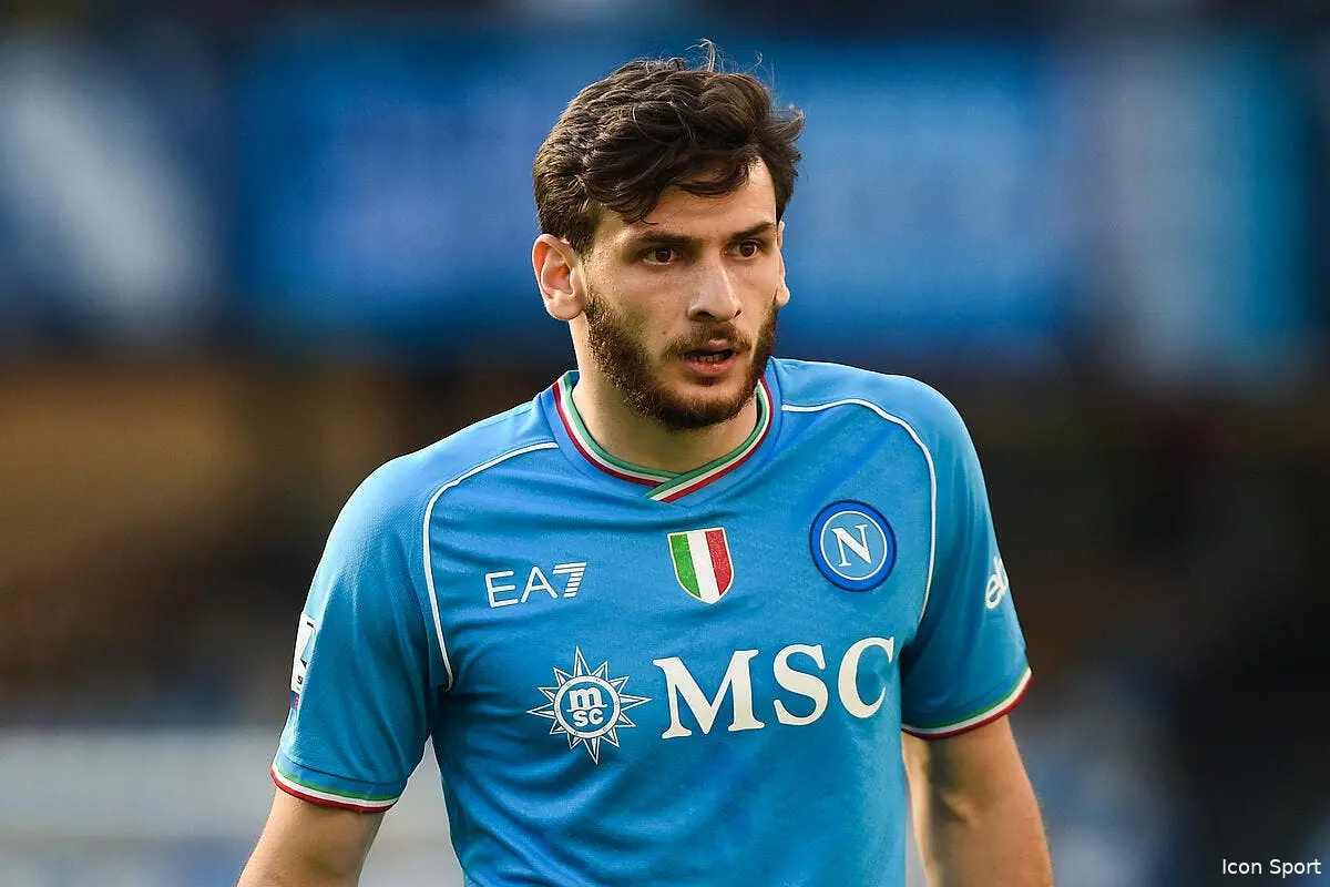 Kvaratskhelia au PSG, Naples craque en direct