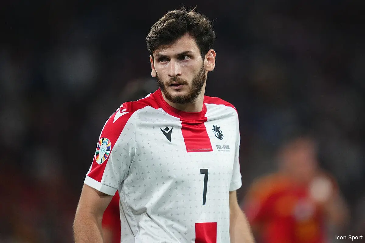 Kvaratskhelia dérouté du PSG, la Géorgie s'en mêle
