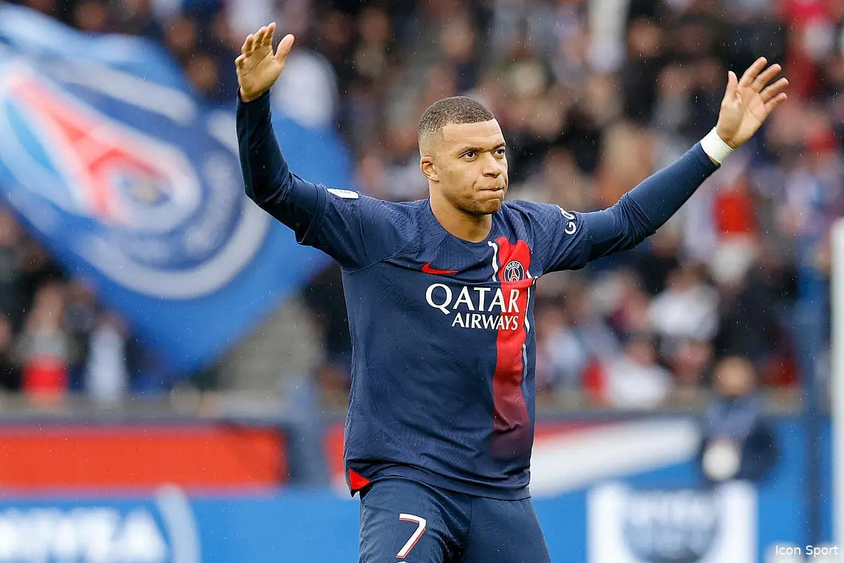 kylian mbappe dement sa signature au real madrid icon b3 3588 2 1 372536