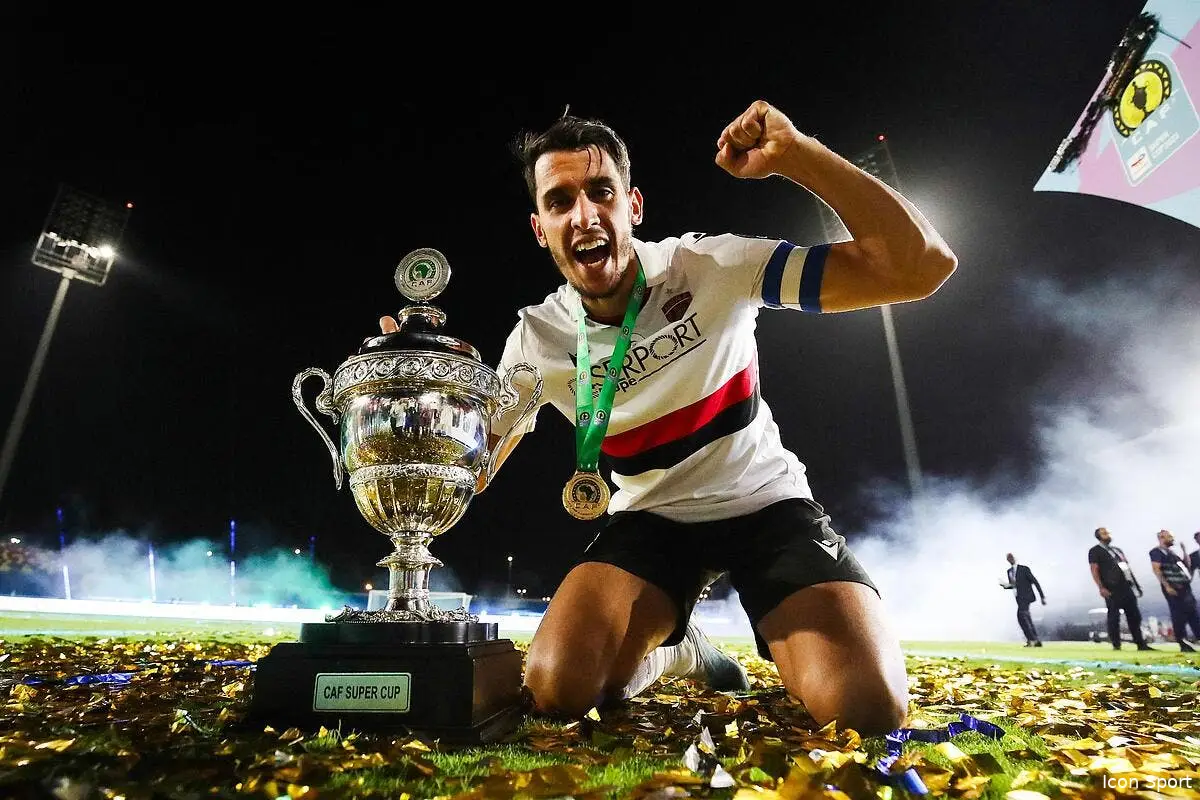 l algerie boyocotte ce joueur il crie au scandale iconsport 179091 0008 376960