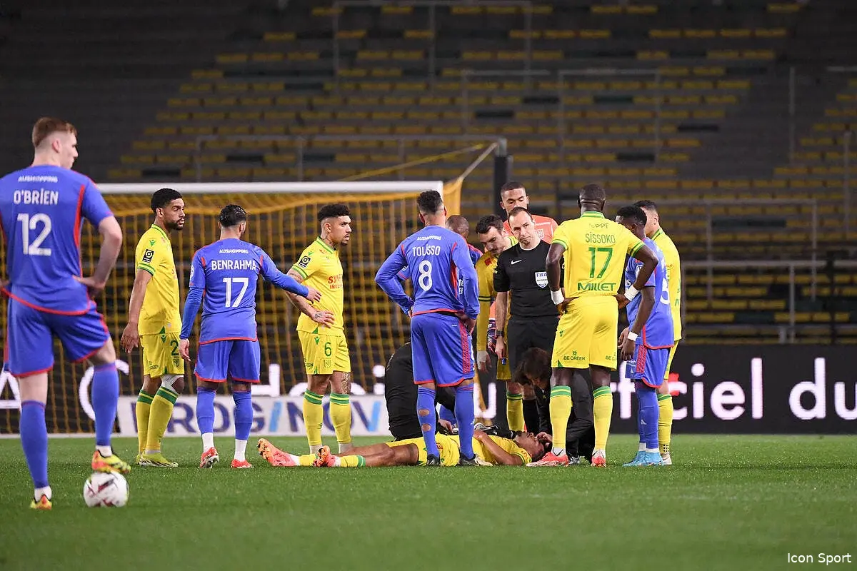 L'arbitre de Nantes-OL fait scandale, la VAR était lyonnaise