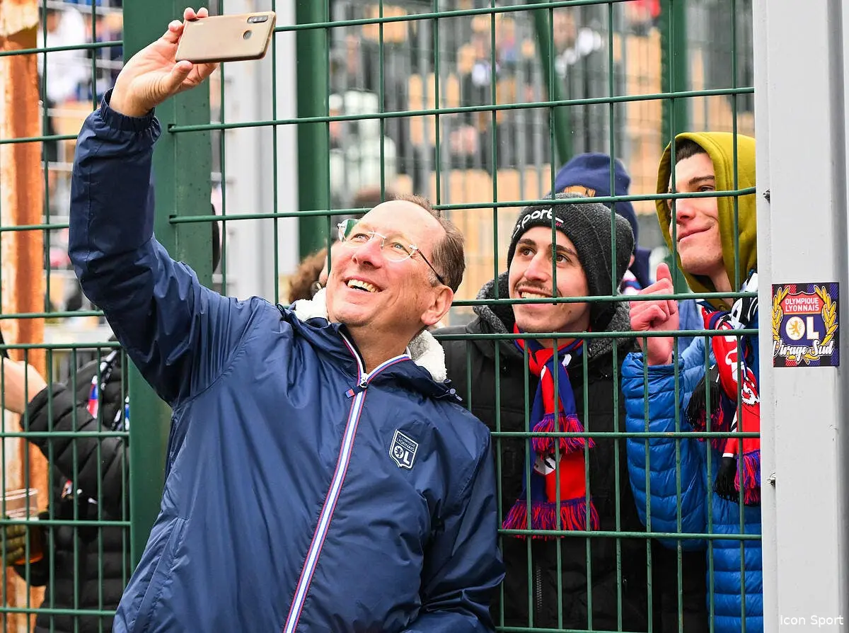 l ol a dechire son passeport francais lyon 372207