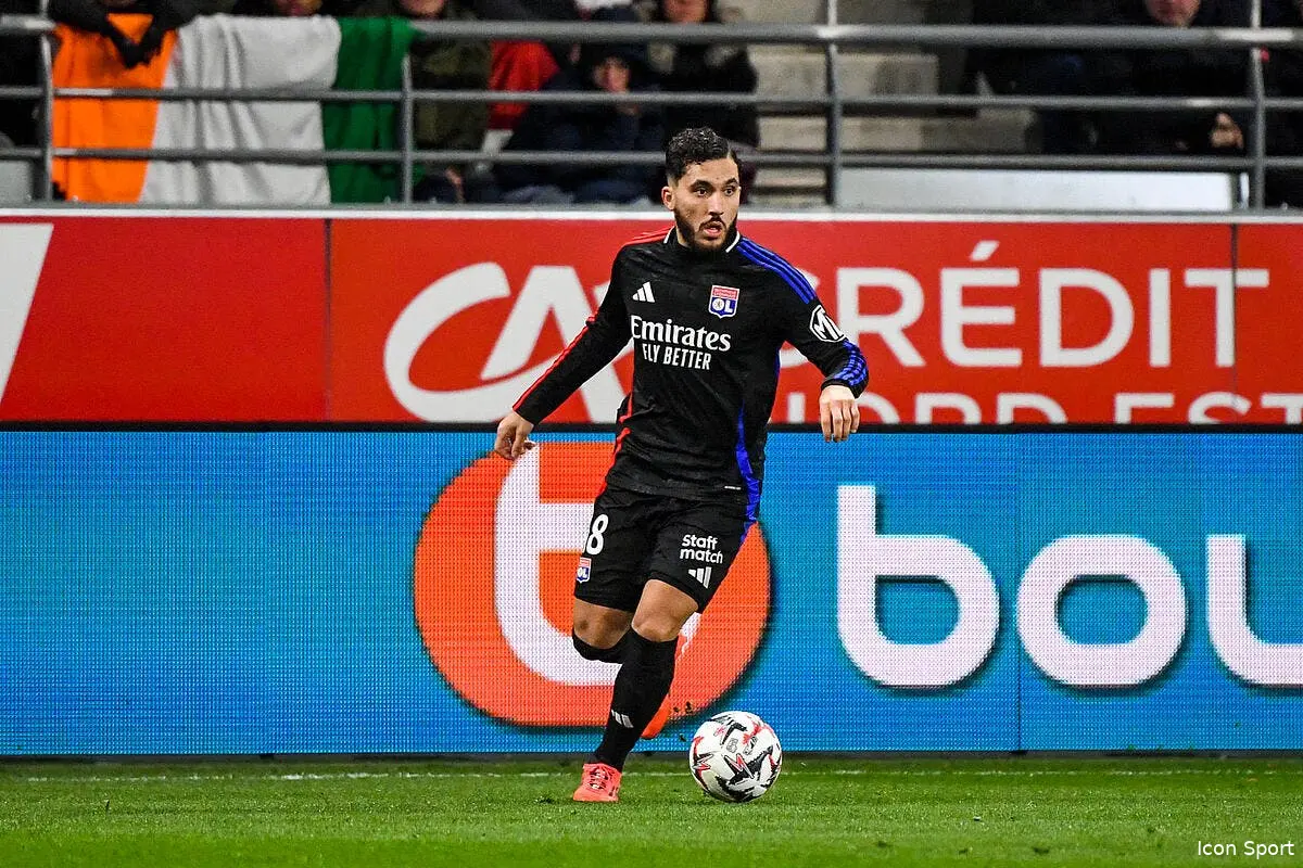 OL : Ce club du ventre mou insiste pour Cherki