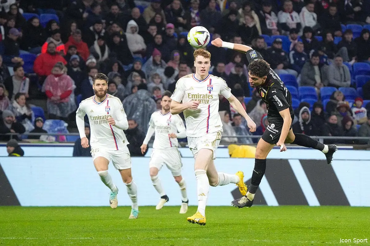 L'OL recrute un défenseur, il propose neuf joueurs