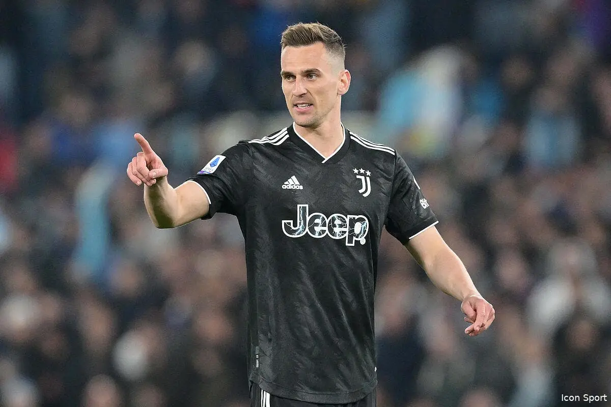 l om coince avec milik et la juventus icon lp 20845349 359570
