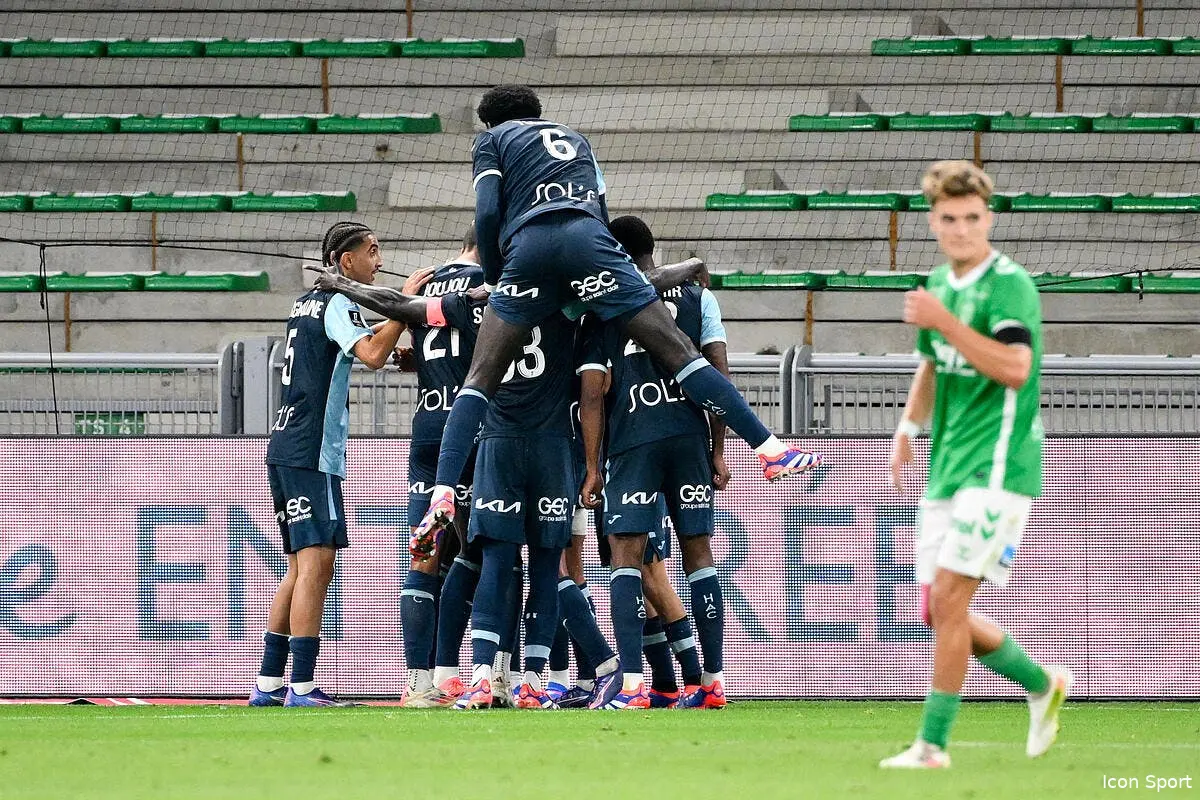 L1 : L'ASSE rejoint l'OL au fond du gouffre