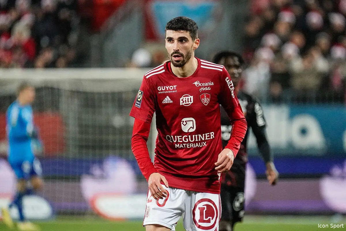 l1 rennes recale pour lees melou brest s explique icon win8816 1 370699