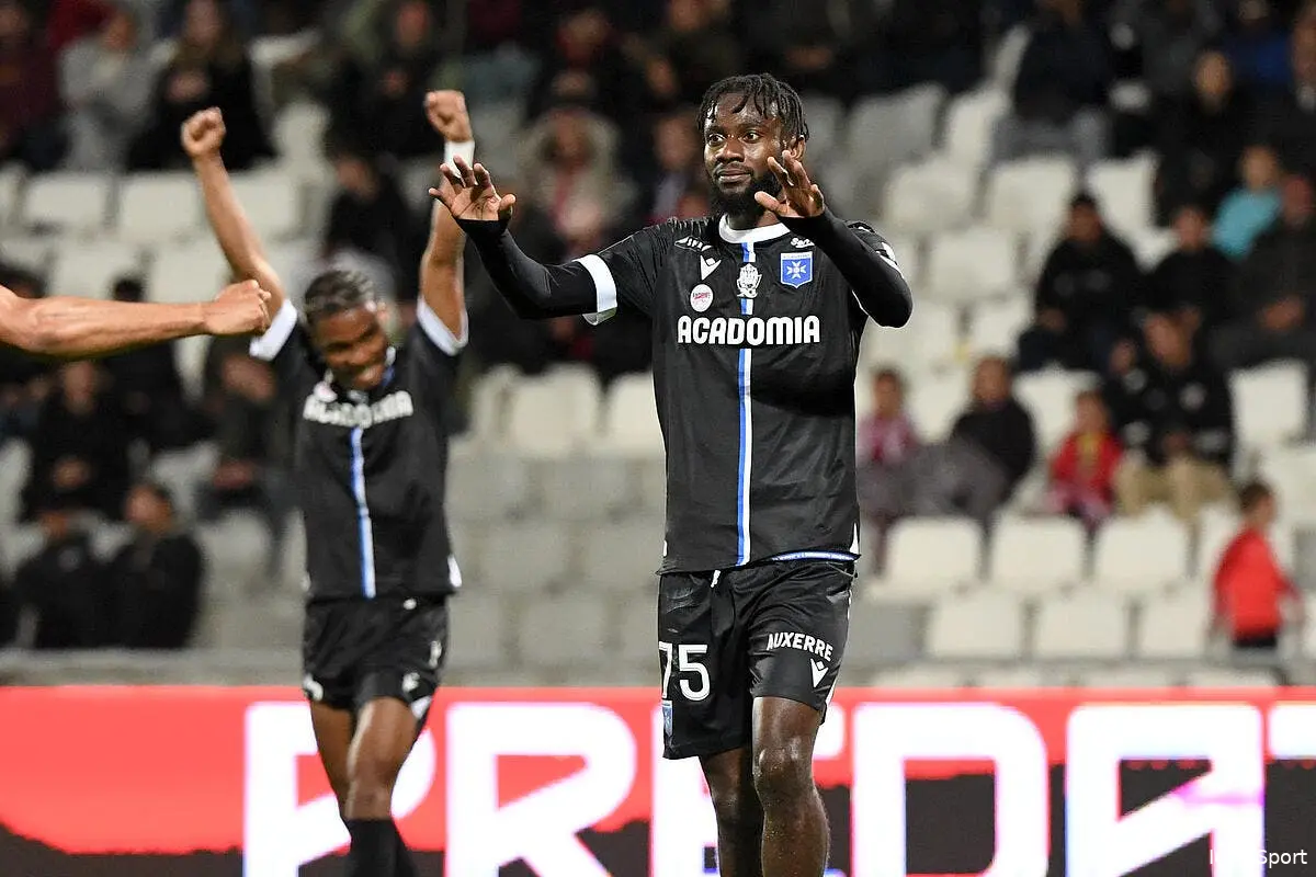 L2 : Auxerre fait un petit pas vers la Ligue 1