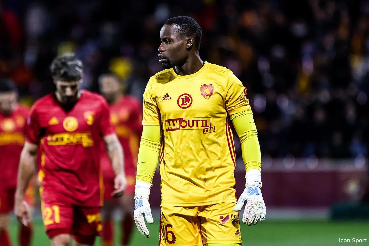 L2 : Le gardien de Rodez égalise et prive Lorient de la première place
