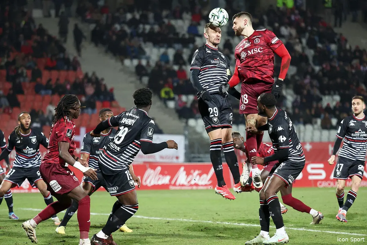 L2 : Record de défaites consécutives pour Caen qui fonce vers le National