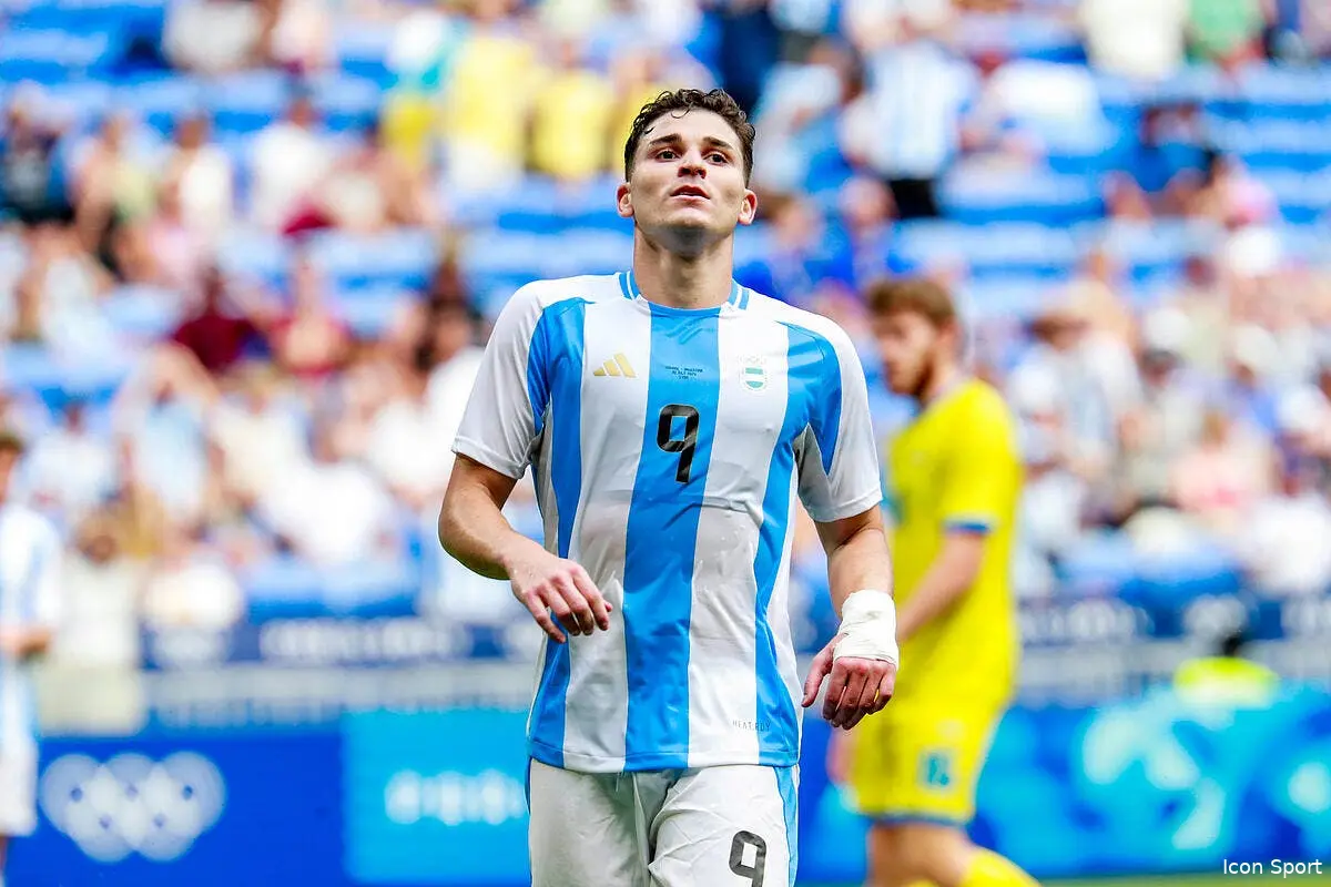 Le PSG a peur de recruter l'Argentin Alvarez !