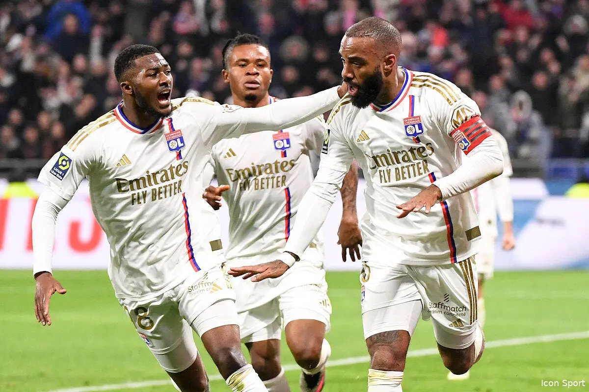 Lacazette n'ira pas à l'Euro, la réponse tombe en direct
