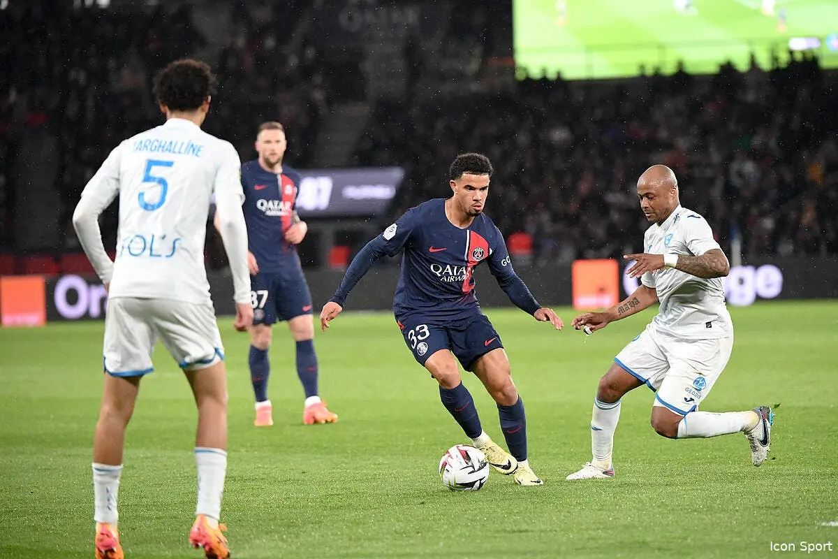 Le PSG arrache le nul mais le titre attendra dimanche