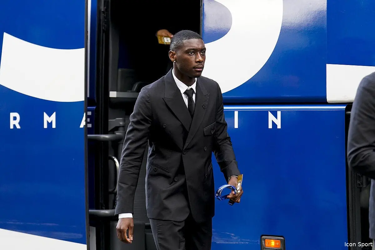 Le PSG reçoit une offre dingue pour Kolo-Muani, Al-Khelaïfi dit non