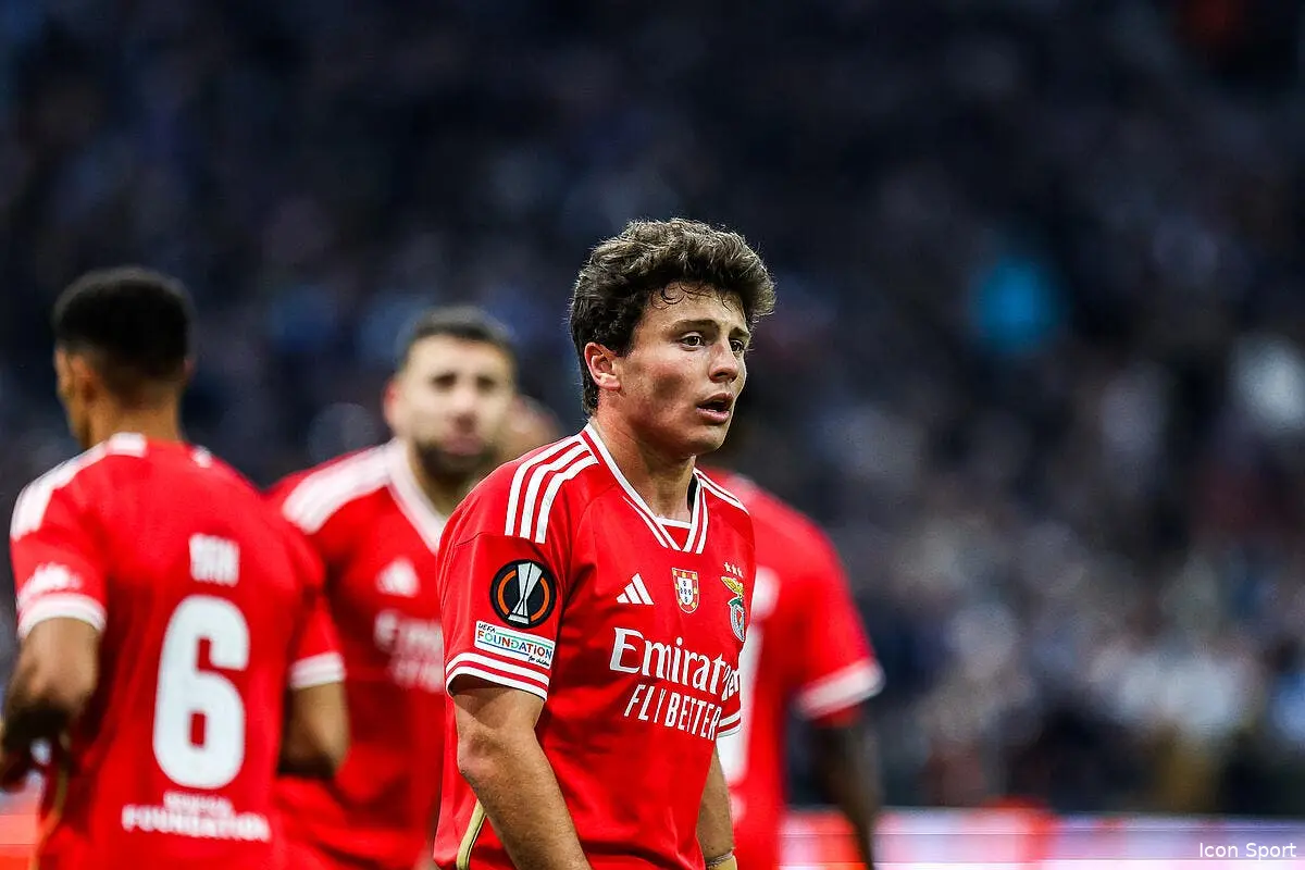 Le PSG vire deux joueurs, Joao Neves le vaut bien