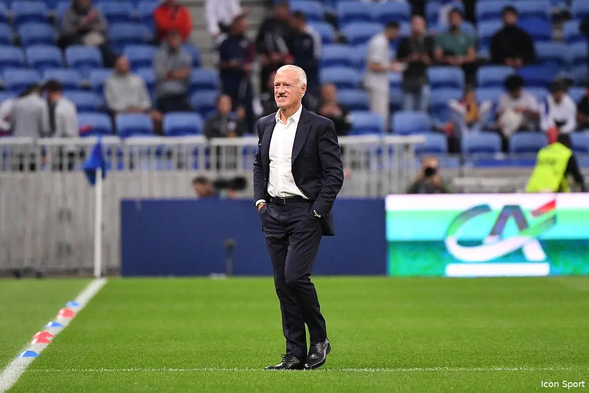 Les sifflets contre Deschamps, ça ne fait pas pleurer Rothen