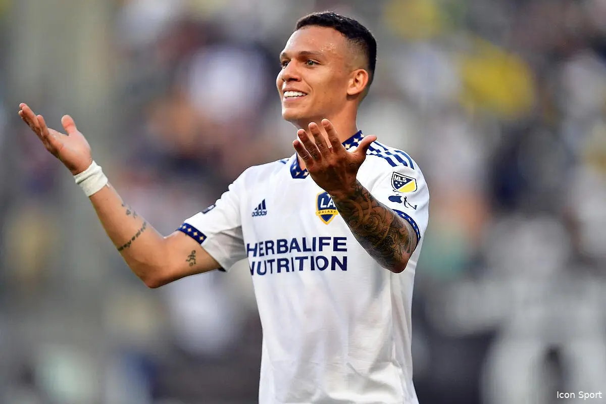 liga le real s impose a 10 icon sipausa 47582213 369583